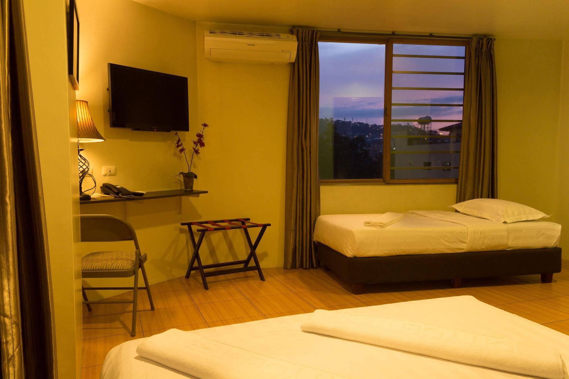 City Center Hotel Baguio City Dış mekan fotoğraf